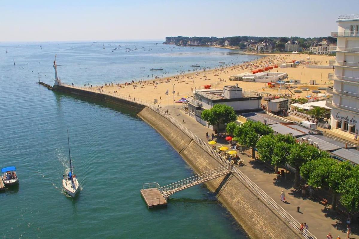 Fleur De Sel: Cozy With Private Terrace And Bikes Batz-sur-Mer
