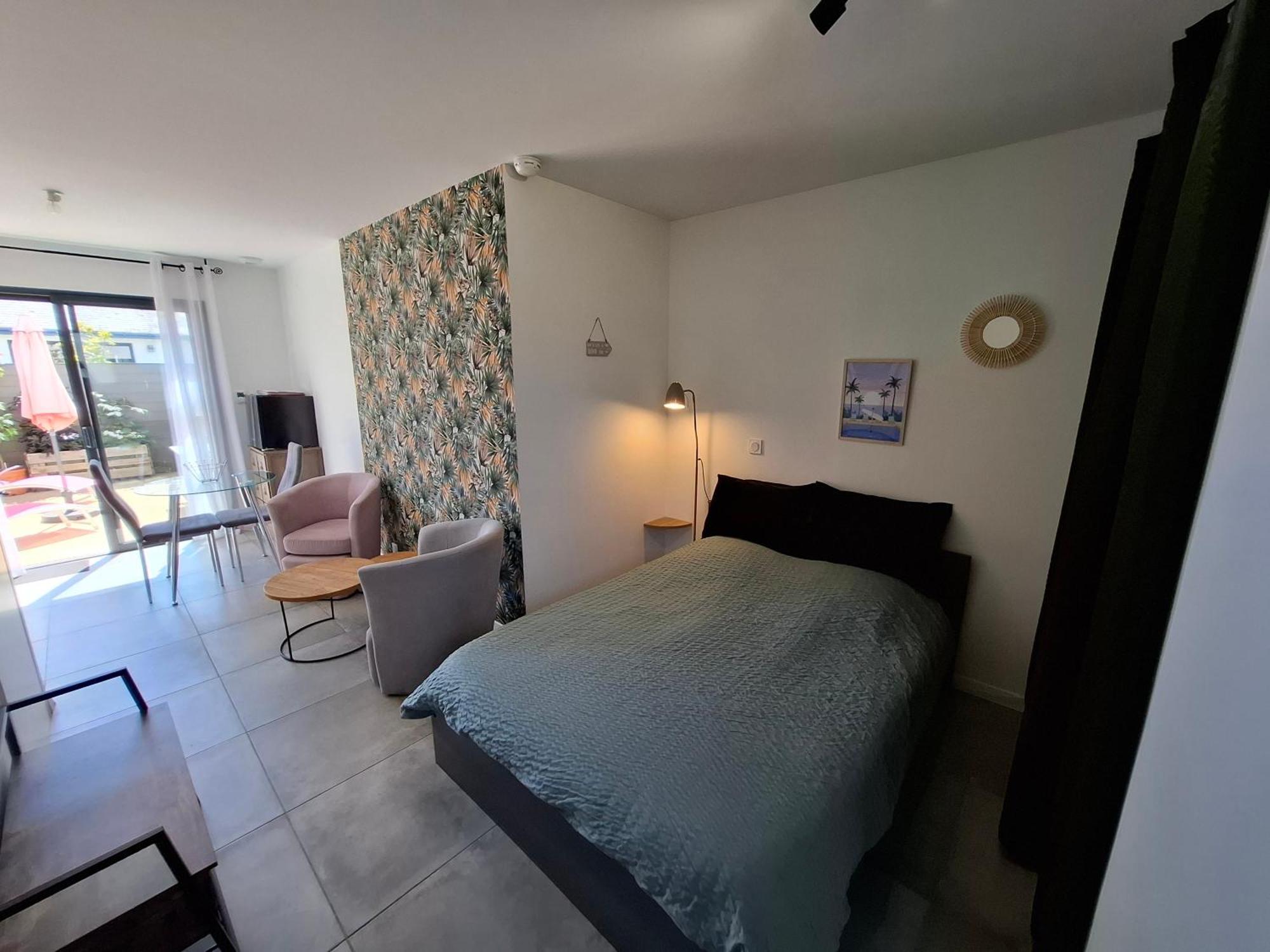 Fleur De Sel: Cozy With Private Terrace And Bikes Homestay Batz-sur-Mer